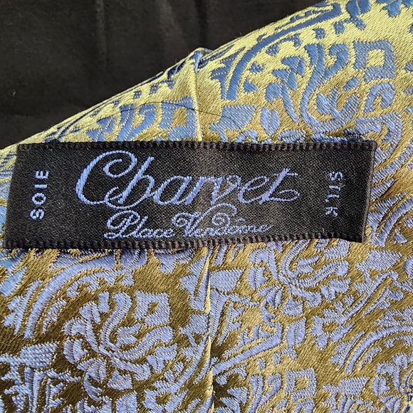 Vintage Charvet Place, 100% silk Tie. Peridot and Blue, 58x3.5 inches - Picture 2 of 3